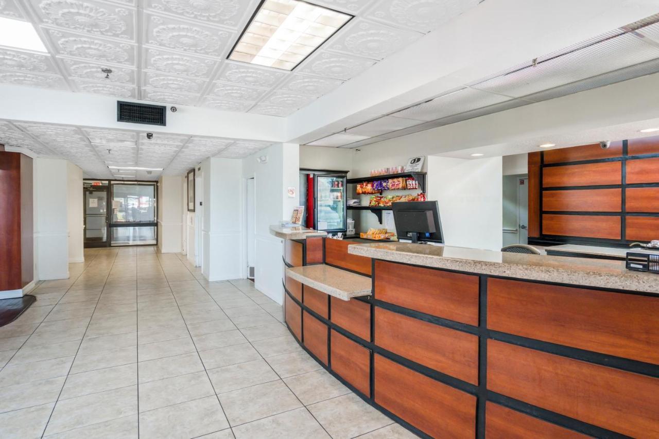 Oyo Townhouse Houston George Bush Intercontinental Hotel Luaran gambar