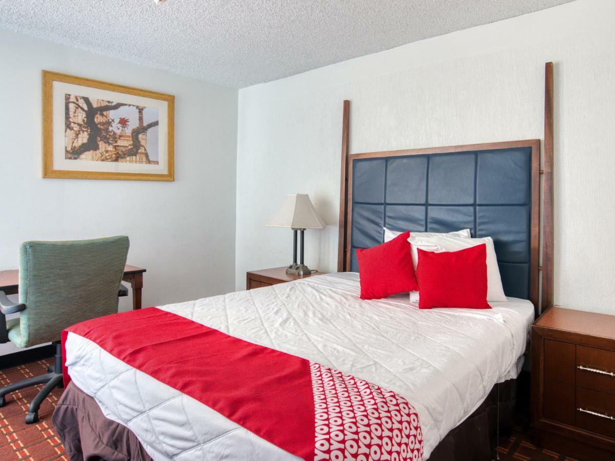 Oyo Townhouse Houston George Bush Intercontinental Hotel Luaran gambar